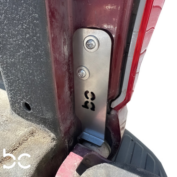 Toyota Tundra Gen1 2000-2006 Deck Lid Anti-Theft Security ( TailGate Lock )