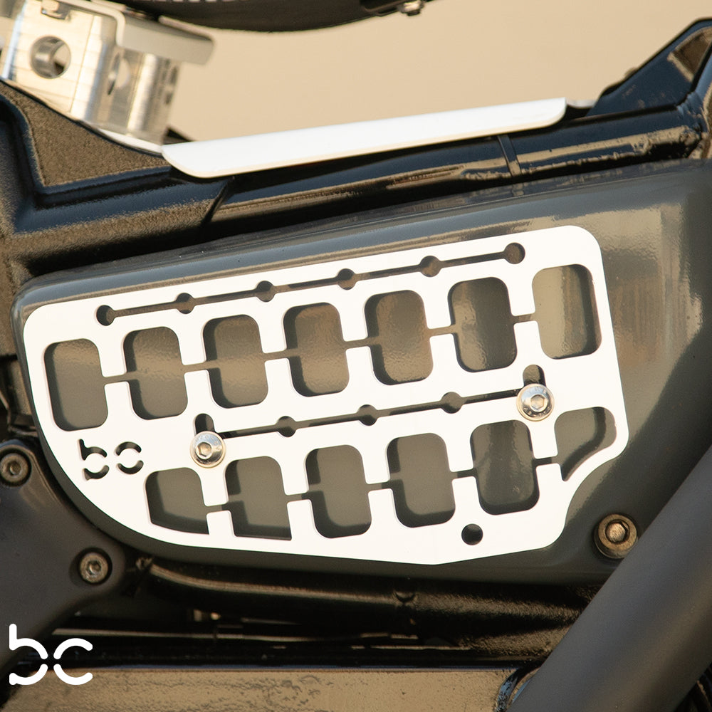 Kawasaki Vulcan vn1500 Rear (STEEL) Fender Combo Kit (Rear Fender + Strut Bracket  + Left Bike Bracket  + Fender Bracket + WIDE HOLES)