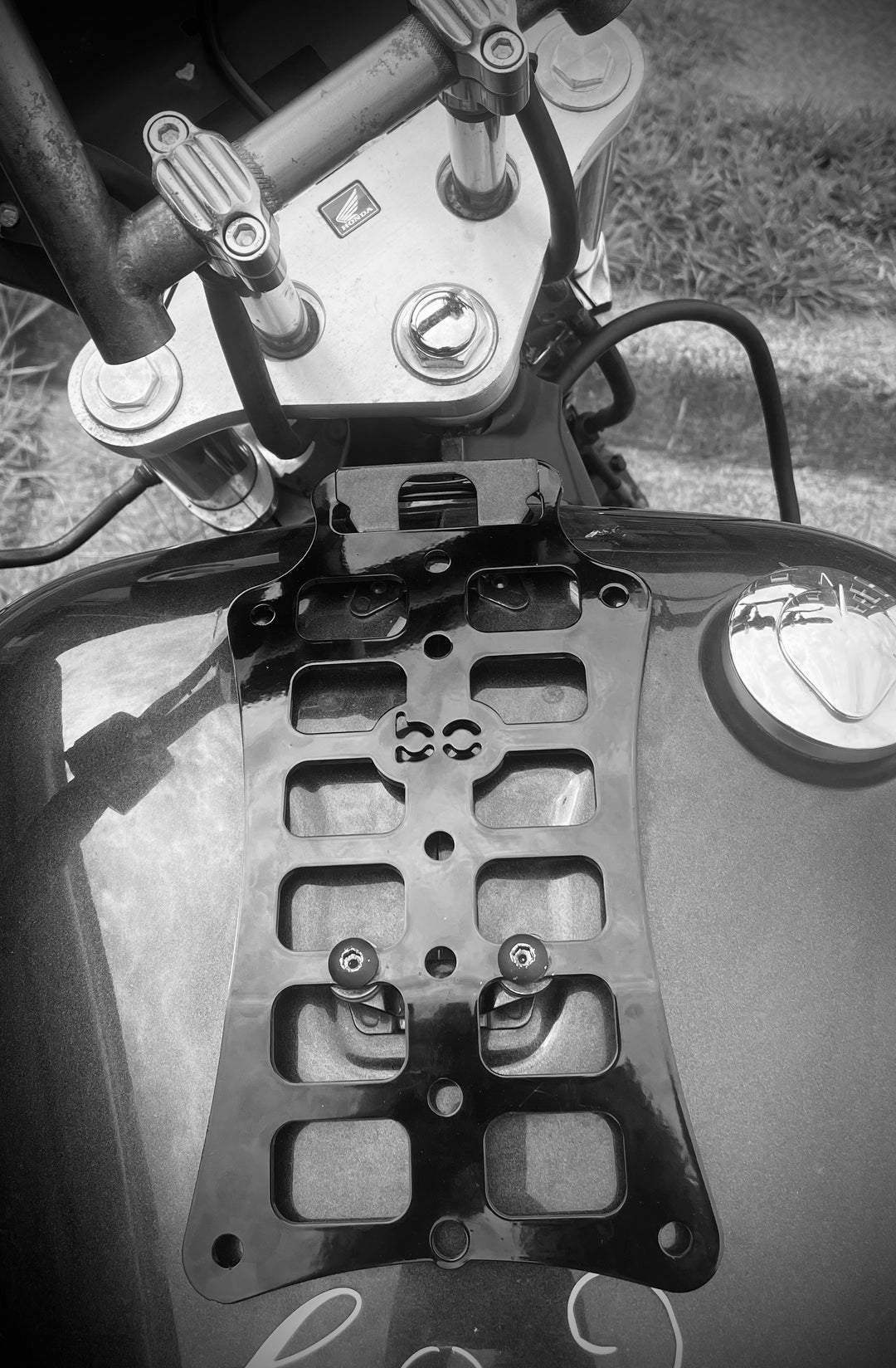 Honda Shadow Spirit VT750DC (Chain) Molle Tank Panel