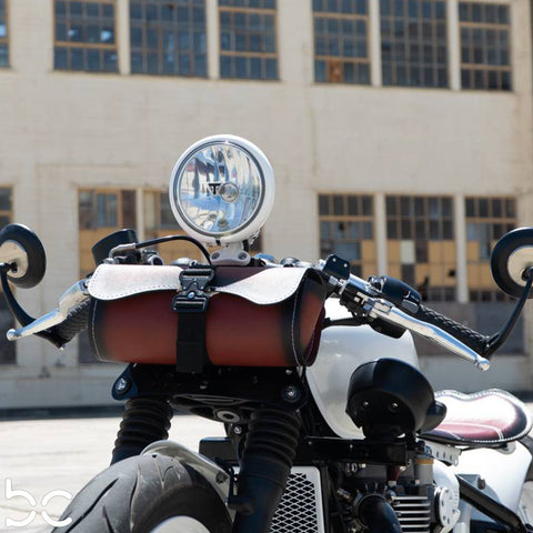 Triumph Bonneville Bobber Fender Strut Bracket