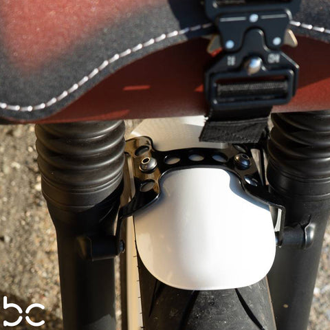 Triumph Bonneville Bobber Fender Strut Bracket